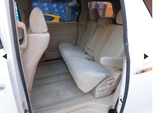 2013 Toyota Alphard 